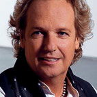 Lee Ritenour: 'The Nicest Gift Is Having This Long Of A Career And Enjoying It'