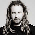 In Flames on Music Industry Changes: 'You Have to Be Online All the Time'