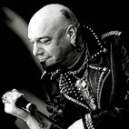 Former Iron Maiden Singer Announces Farewell Tour Plans