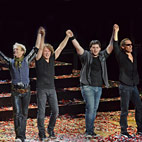 Van Halen Hint At New Tour?