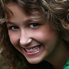 Daisy Rock Welcomes Pop Starlet Elli Lauren To Its Artist Roster