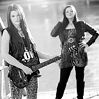 Daisy Rock Girl Guitars Welcomes Rachel And Rebekah To Its Artist Roster