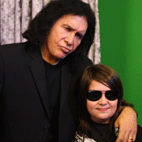 Gene Simmons Blown Away By 13-Year-Old Guitarist 