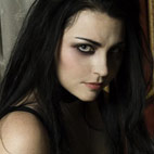 Evanescence Singer Adjusting To Being A Rock Star