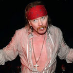 Axl Rose Ejects Fan From Guns N� Roses Concert