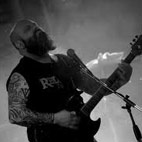 Down Guitarist Slams 'Talentless' Pop Stars, Praises Country Musicians