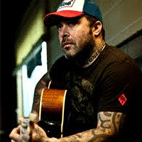 Staind's Aaron Lewis Keeps It Country