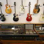 Les Paul Guitar Auction Raises $5m