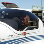 Vince Neil Is About To Get His Pilot's License