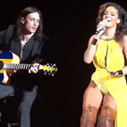 Extreme Guitarist Likes Touring With Rihanna
