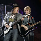 Jon Bon Jovi: 'Richie Sambora Can Come Back Anytime He Wants'