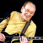 Les Paul Dies At 94