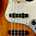 Deluxe Jazz Bass 5-String