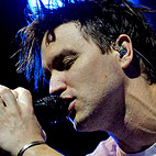 UK (Wembley), December 6, 2004