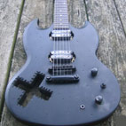 Pierced SG