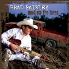 Brad Paisley: Mud On The Tires