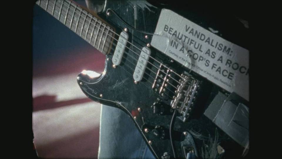 Converting a RightHanded Into a LeftHanded Guitar? Here's How to Do