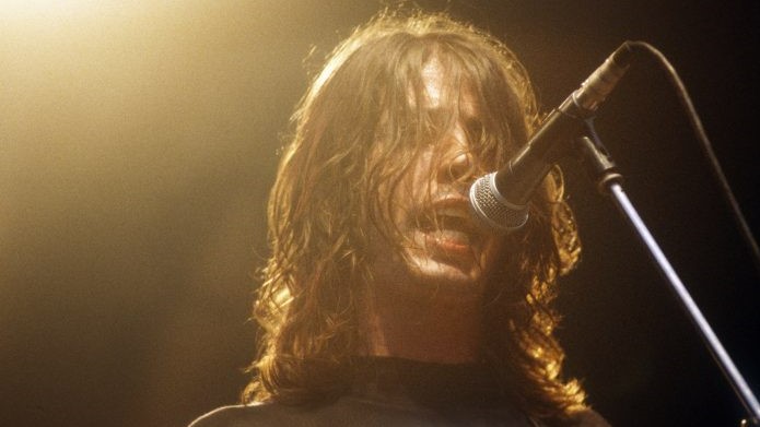 The Story Behind the Album Art on Foo Fighters' Debut Album | Ultimate ...
