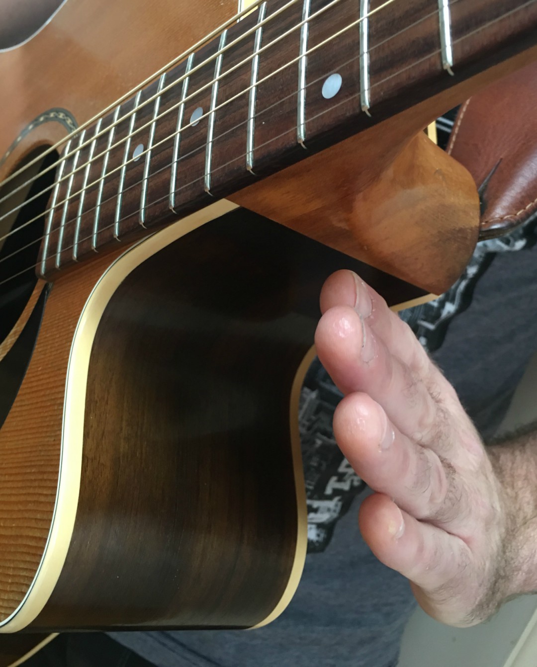 How To Easily Play Your Acoustic Guitar Percussively In Just A Few