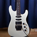 Fender: HM Strat