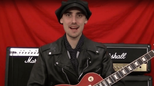Solo Like Brian May