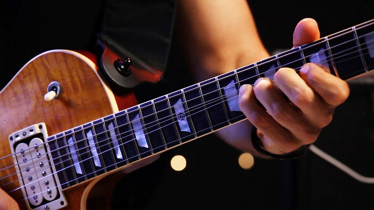 Electric Guitar Vibrato for Beginners Guitar Lessons