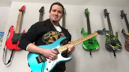 This Is Why You Suck at Guitar: Your Hand Synchronization Sucks!