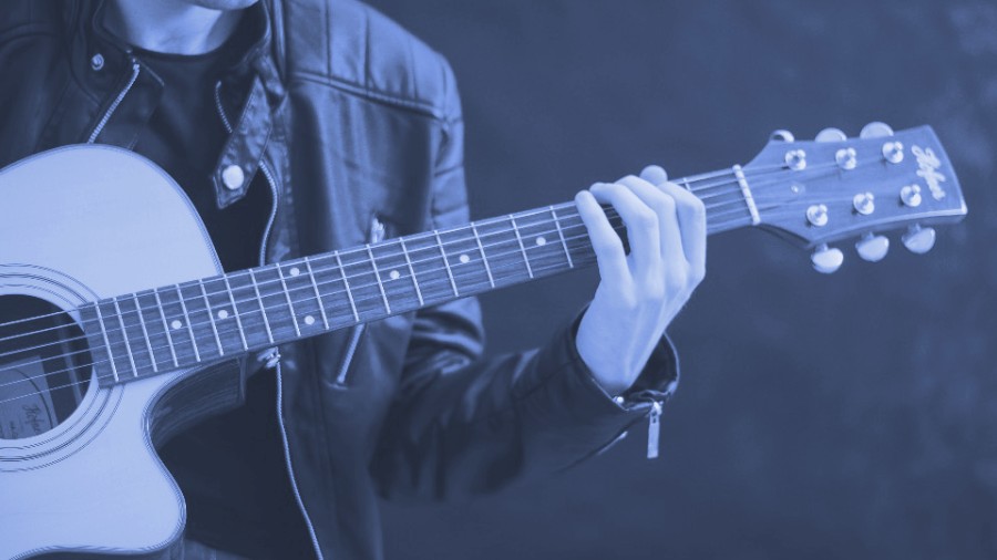 Sitting Position When Playing Guitar Classical Vs On The Right Leg