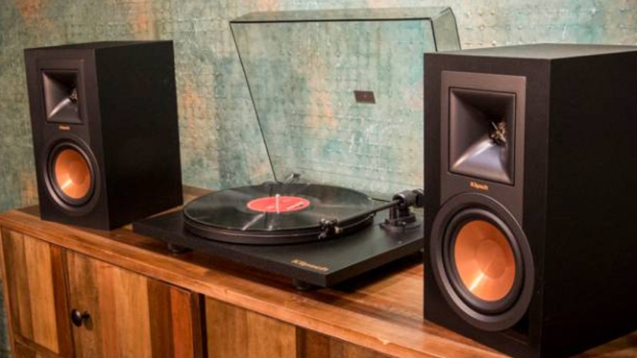 What to Look for When Buying Turntable Speakers Guitar Lessons