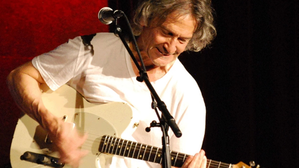 Billy Squier on Honing His Guitar Sound Plug a Great Guitar Into a Great Amp and Don t Let Anything Get in Between Ultimate Guitar