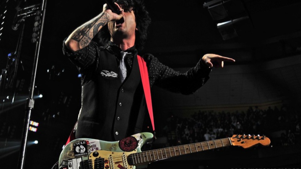 5 More Pro Musicians Who Use Cheap Guitar Gear Ultimate Guitar