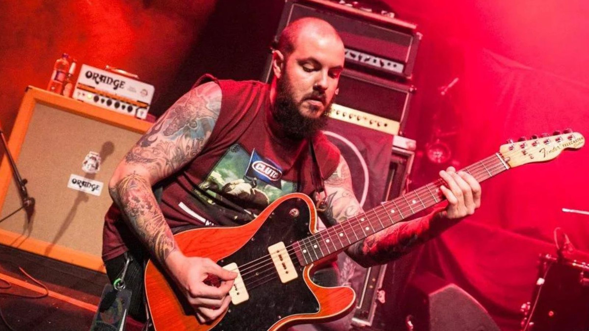 There's No Reason to Be on a Record Label in 2024, Crobot Guitarist ...
