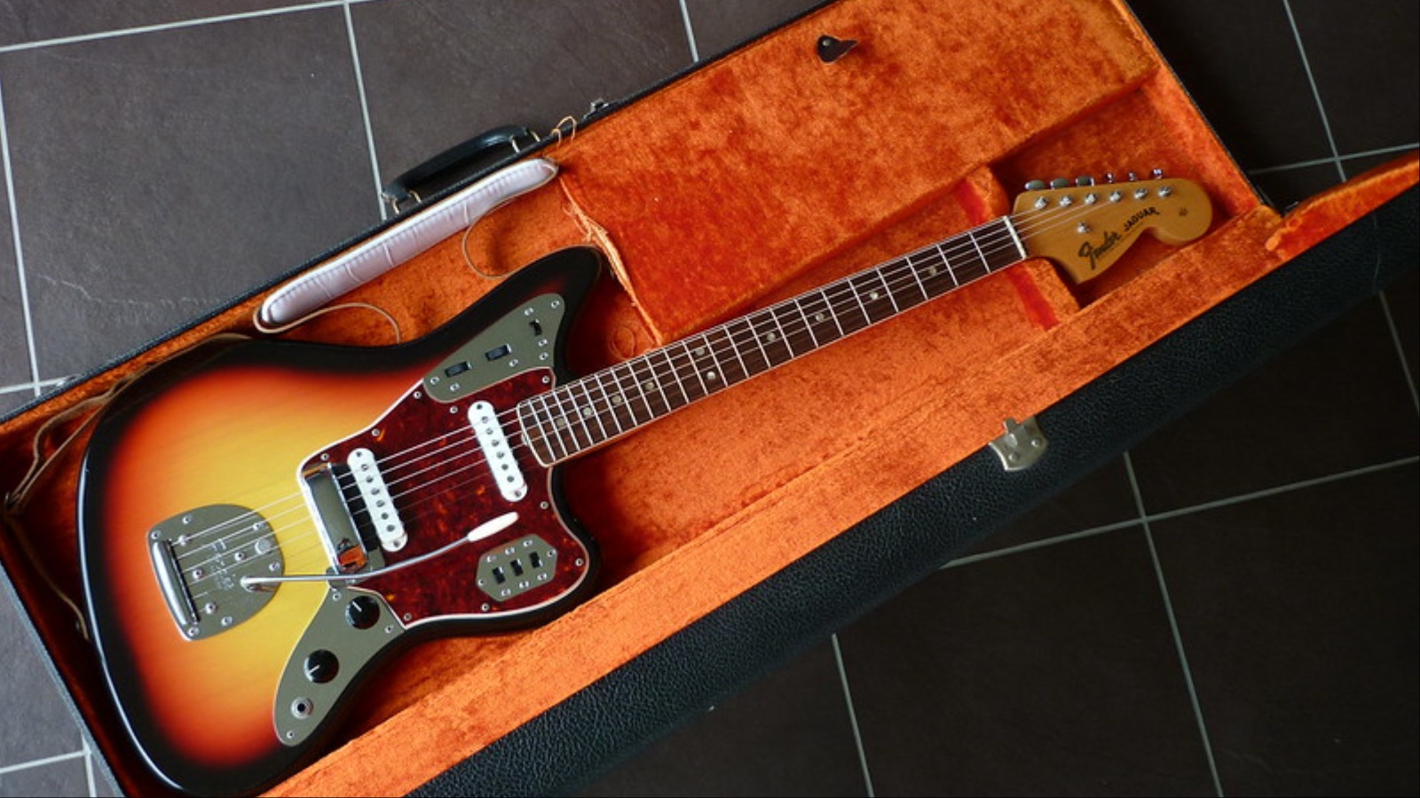 #SIMPLEPLAN Ayer por la noche Simple Plan se presentó en Monterrey., Esta  canción no podía faltar: PERFECT, #simpleplanfans #simpleplanmexico |  Difuzionate | Facebook, image size:1600x900