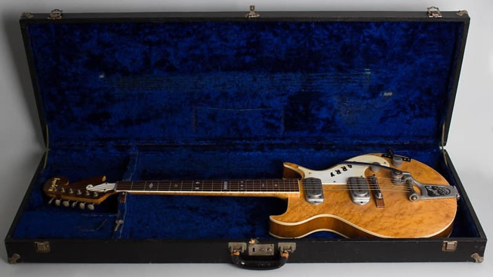 This Rare Guitar From 1958 Is Now Selling for $750,000, Here