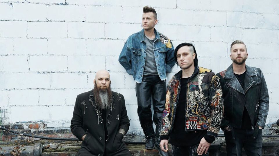 Three days grace on my own. Three days grace. три дэйс грэйс.