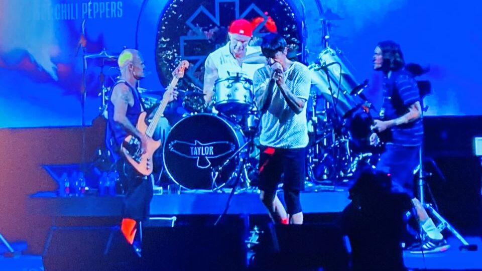 Watch Red Hot Chili Peppers Perform Eddie Van Halen Tribute Song Live