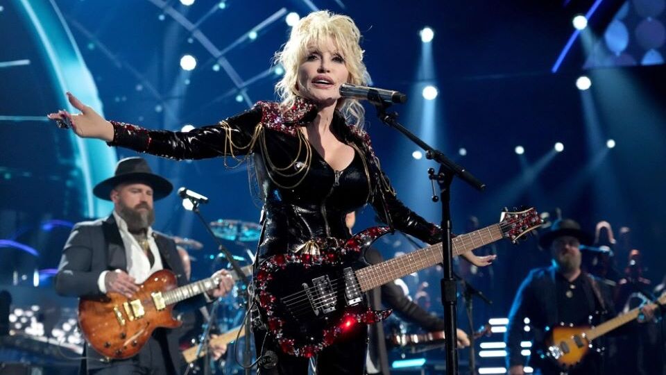 Turns Out Dolly Parton Played 99 Guitar at Rock Hall Ceremony
