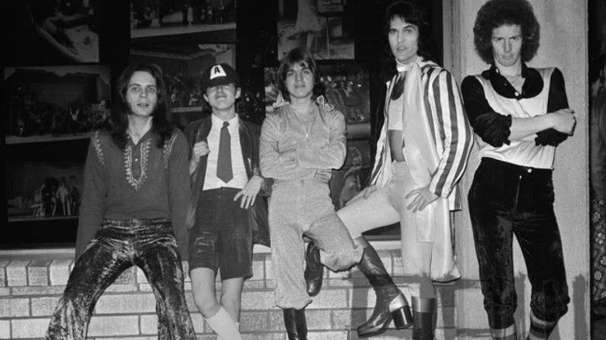 This Is How AC/DC Really Got Their Name, Band's Original Singer Reveals ...