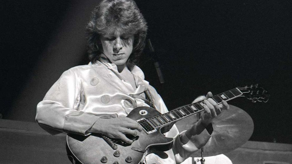 Ｉｔ‘ｓ Ｏｎｌｙ…』Ｐａｃｋａｇｅ ｓｉｇｎｅｄ ｂｙ Ｍｉｃｋ Ｔａｙｌｏｒ Rolling Stones – Full Band Signed Limited Edition Lithograph