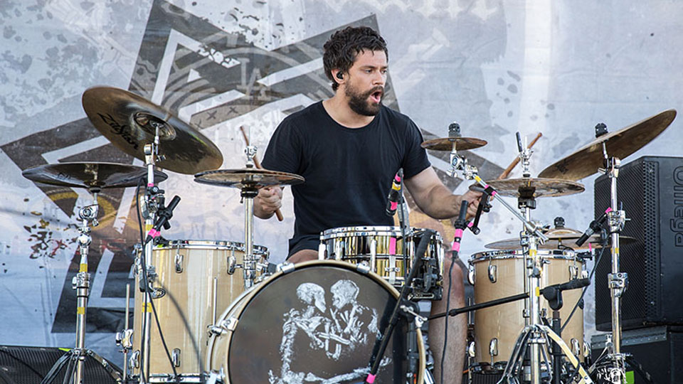 洋楽 TRAVIS CUT/another day another drummer Travis Barker