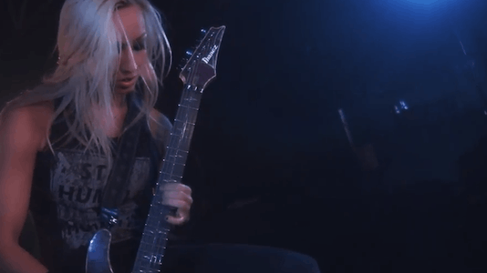 Fresh: Nita Strauss Unleashes Shredding New Song 'Pandemonium'