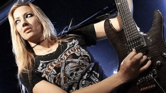 Nita Strauss Boobs