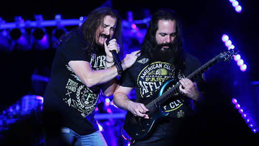 John Petrucci: Why I Want Zero Labrie's Vocals in My Monitors During Shows