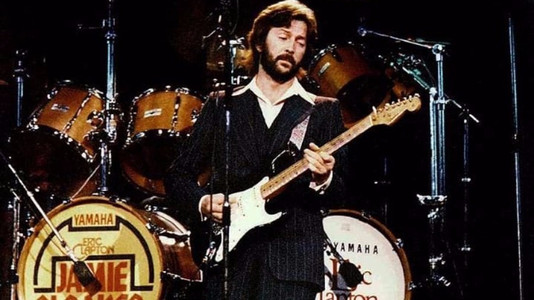 10 Iconic Guitars With Names