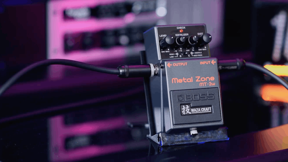 BOSS l Zone 技WAZA CRAFT Boss MT-2W Waza Craft Metal Zone Pedal Settings - Guitar Chalk