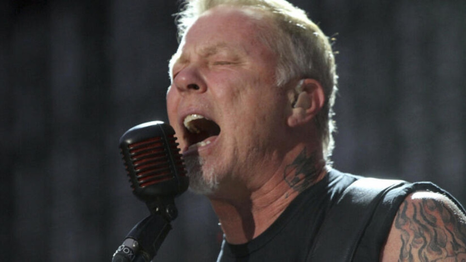 Metallica's James Hetfield Opens Up on 'Addiction to Fame': 'Everyone Is  Out There Sprinkling You With Wonderful Dust' | Ultimate Guitar