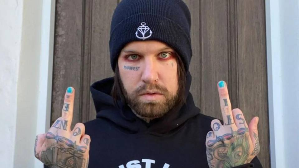 Attila Frontman Parts Ways with New Deathcore Supergroup The Big Six,  Spite's Darius Tehrani Steps in | Ultimate Guitar