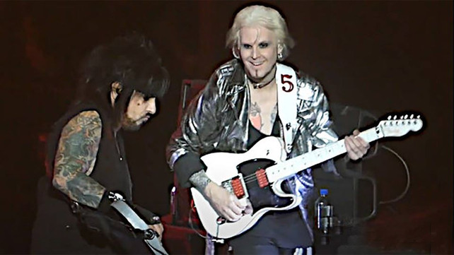 Watch This Is How Mötley Crüe Sound on First Live Show With John 5