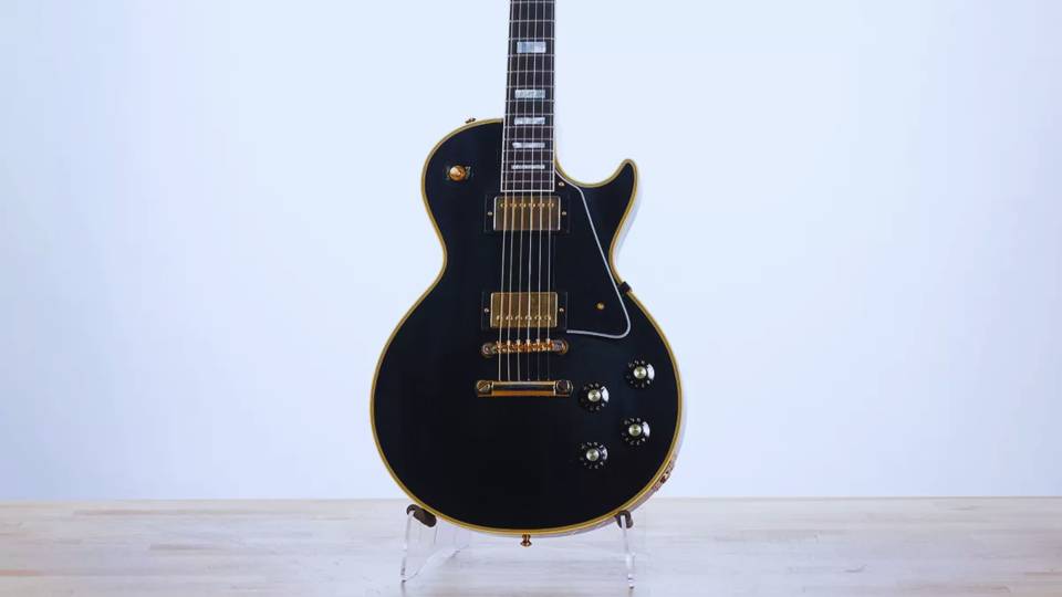 Gibson Opens a Virtual UK Demo Shop in Partnership with Reverb Pre