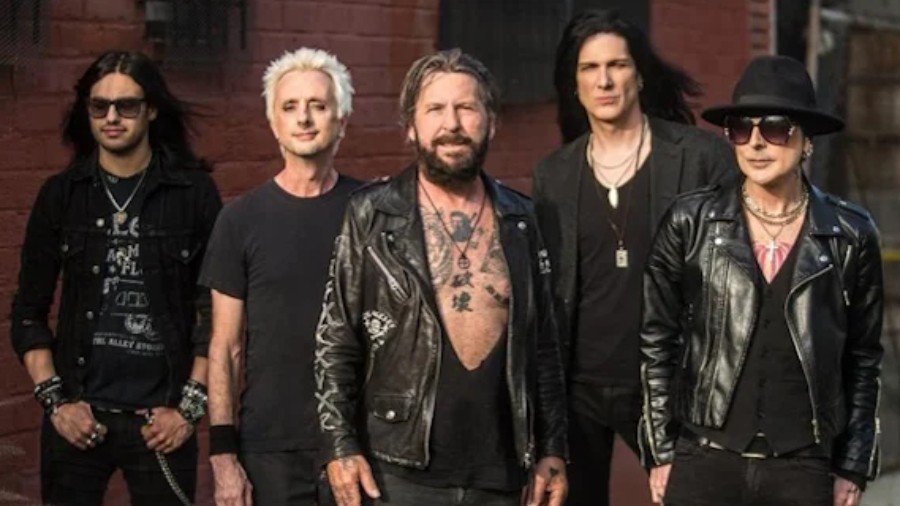 L.A. Guns' Tracii Guns and Todd Kerns Team Up in New Band Blackbird ...